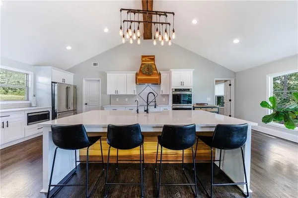 $849,000 | 9585 Hutchesons Ferry Road, Palmetto, GA 30268