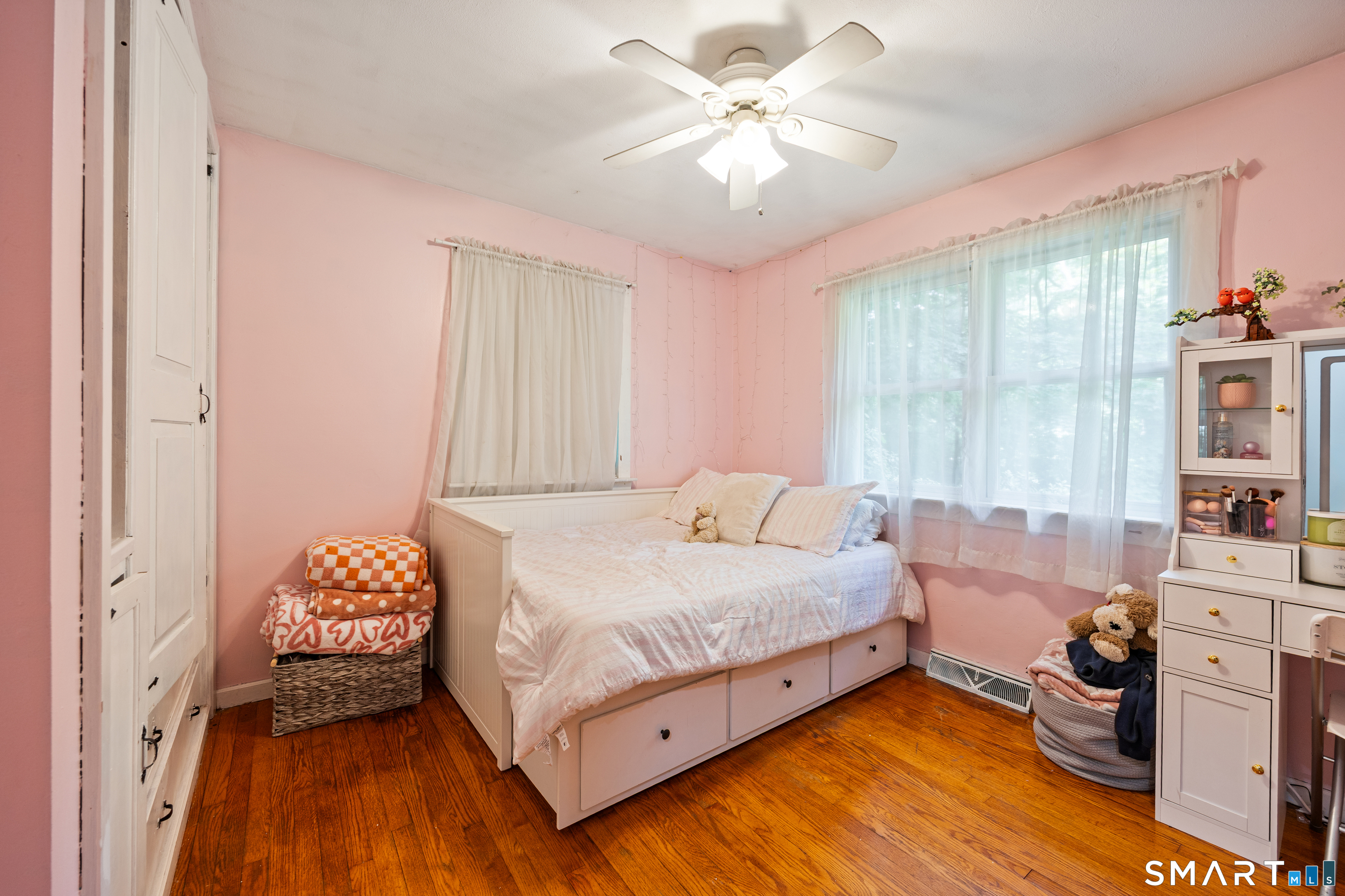936 South Meriden Road Cheshire, CT 06410 - Photo 14 of 39