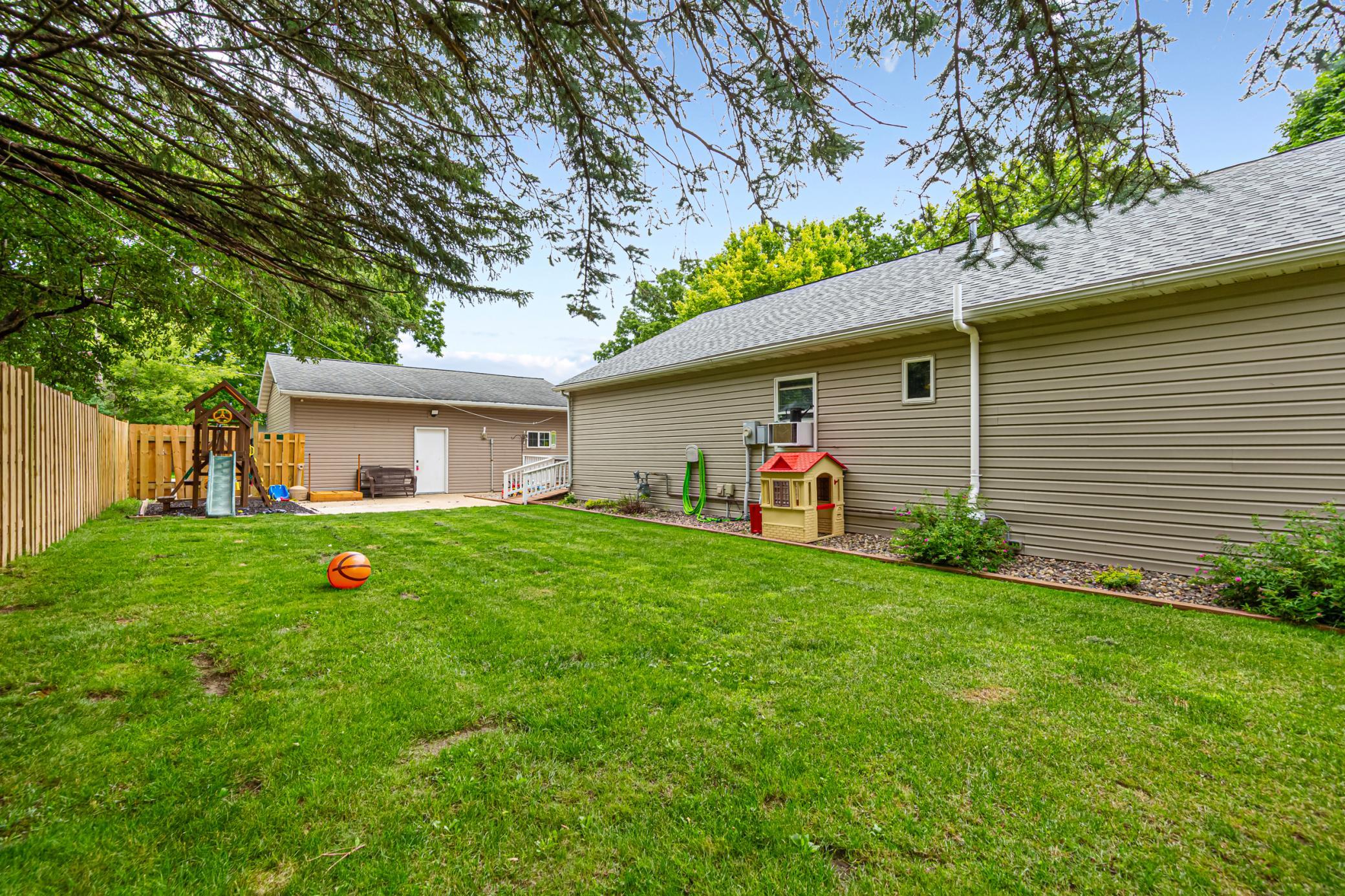 401 North Section Avenue Spring Valley, MN 55975 - Photo 6 of 39