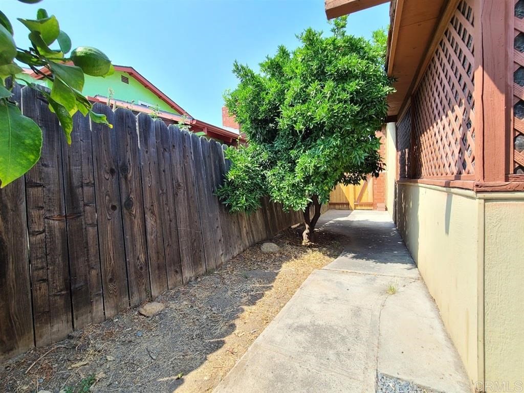11641 Rio Fondo Lakeside, CA 92040 - Photo 22 of 23 Gallery Image 22