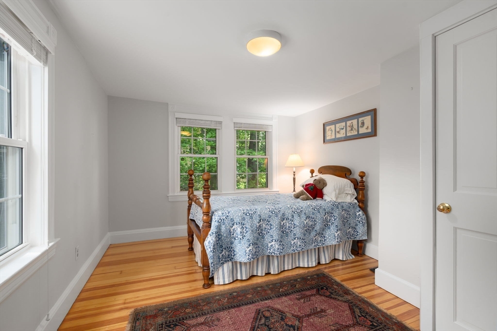 8 Avon Road Wellesley, MA 02482 - Photo 17 of 28