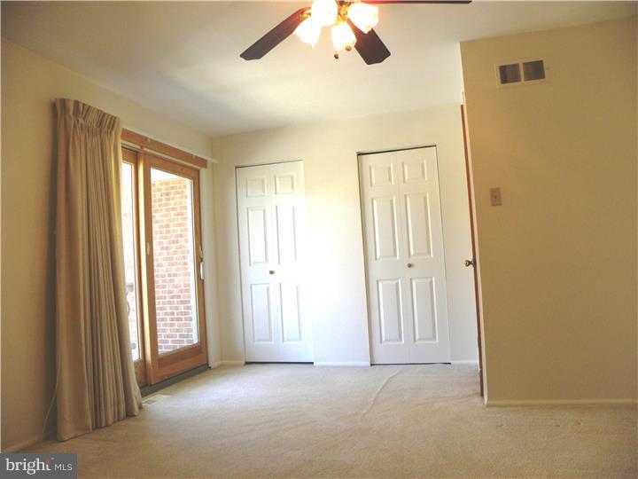 4 Colonial Way Aston, PA 19014 - Photo 9 of 18 Master Bedroom