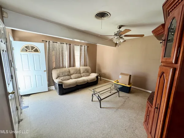 $125,000 | 309 South Steele Avenue, Picayune, MS 39466