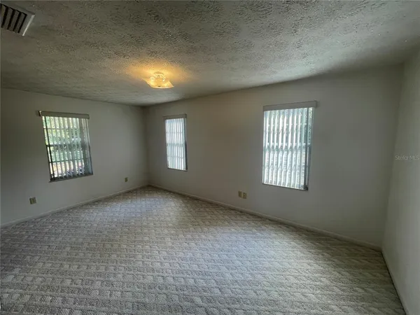 $1,280 | 21707 Southeast 67 Place, Hawthorne, FL 32640