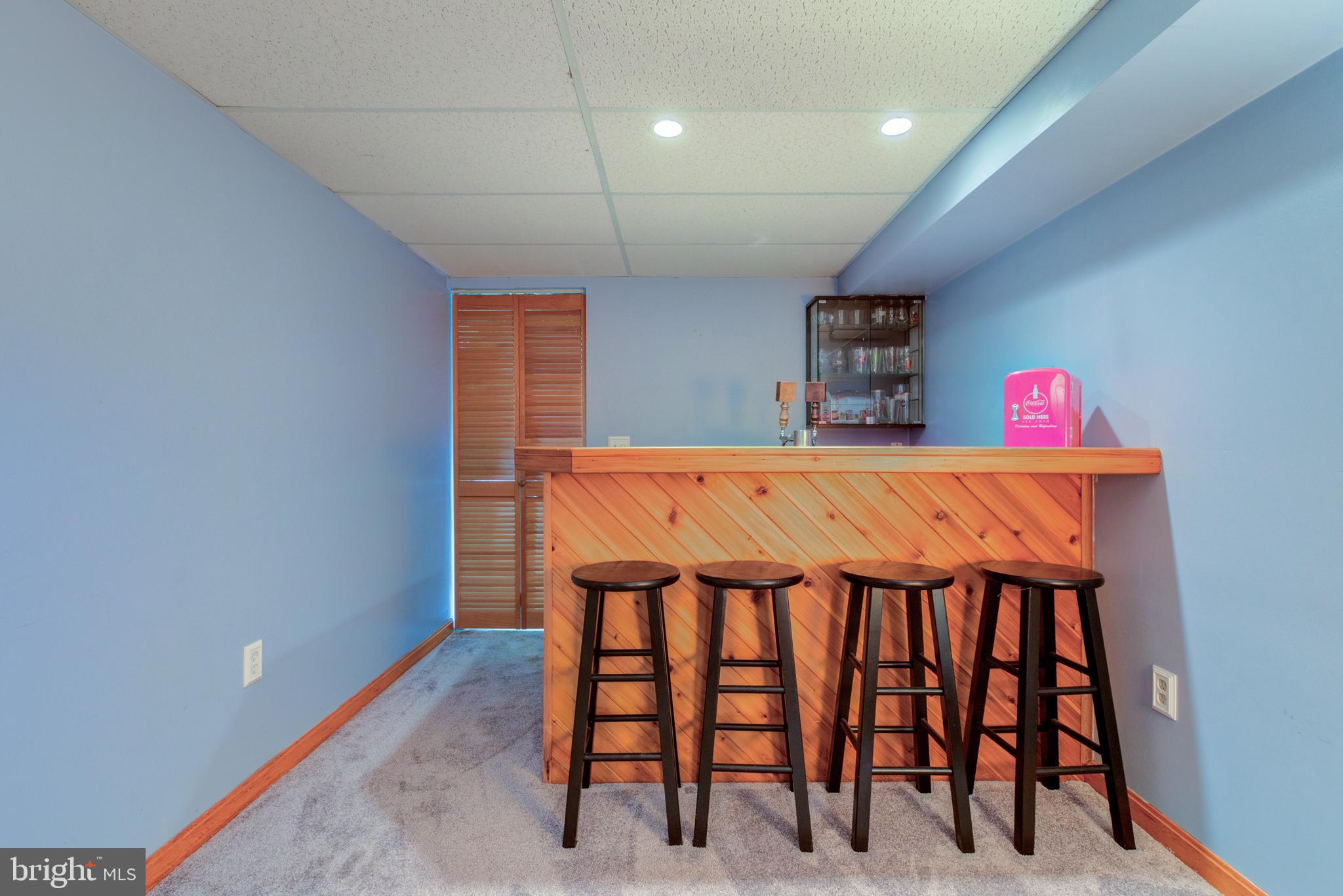 4013 Redden Road Drexel Hill, PA 19026 - Photo 38 of 46 Basement Wet Bar