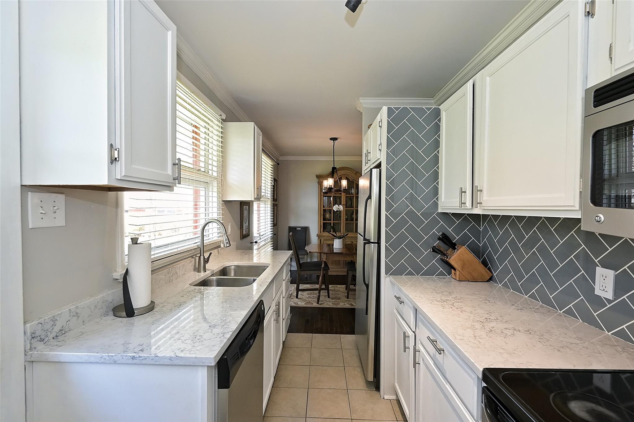 4302 Randolph Road Charlotte, NC 28211 - Photo 14 of 21 Gallery Image 14
