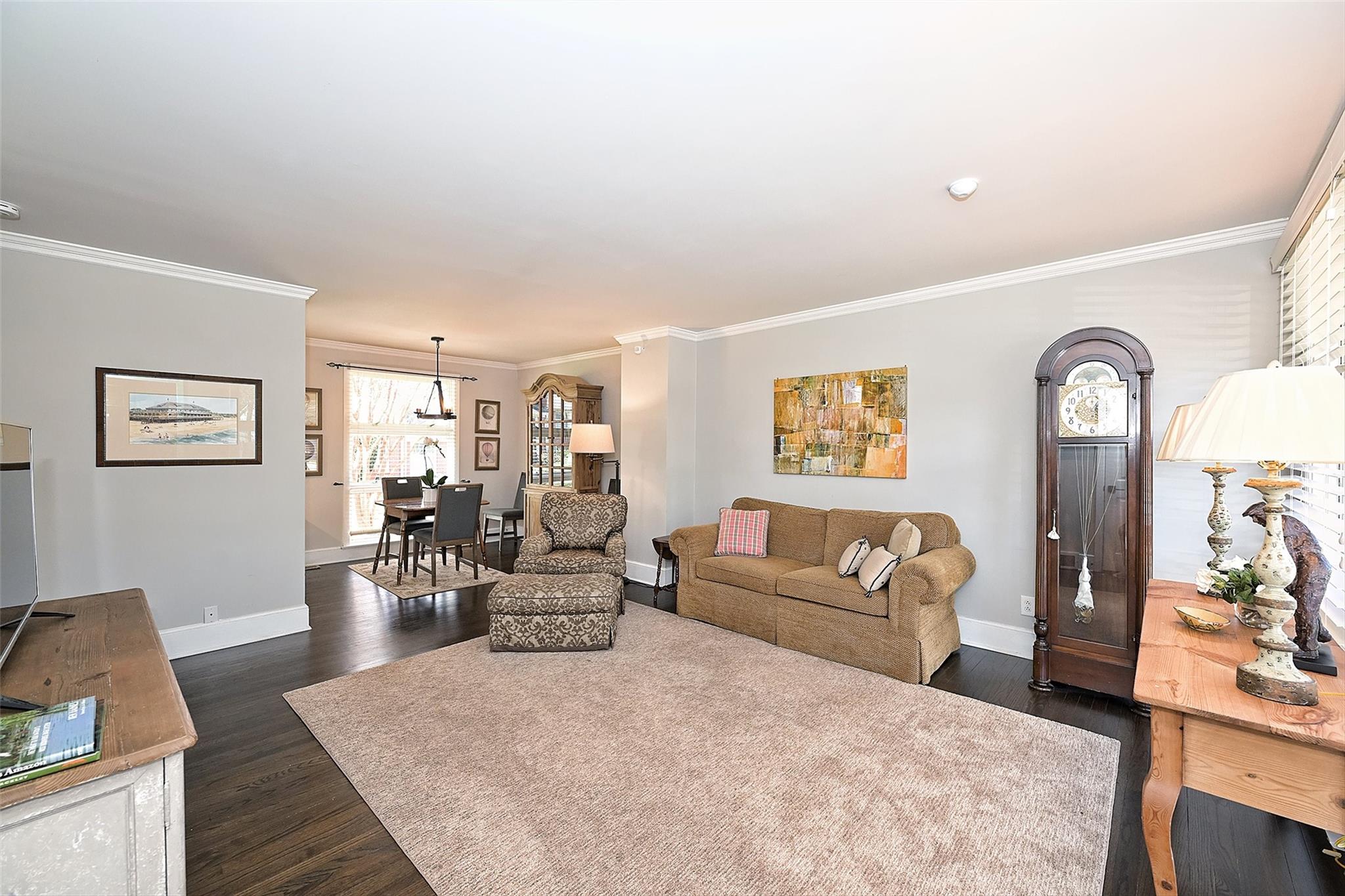 4302 Randolph Road Charlotte, NC 28211 - Photo 3 of 21 Gallery Image 3
