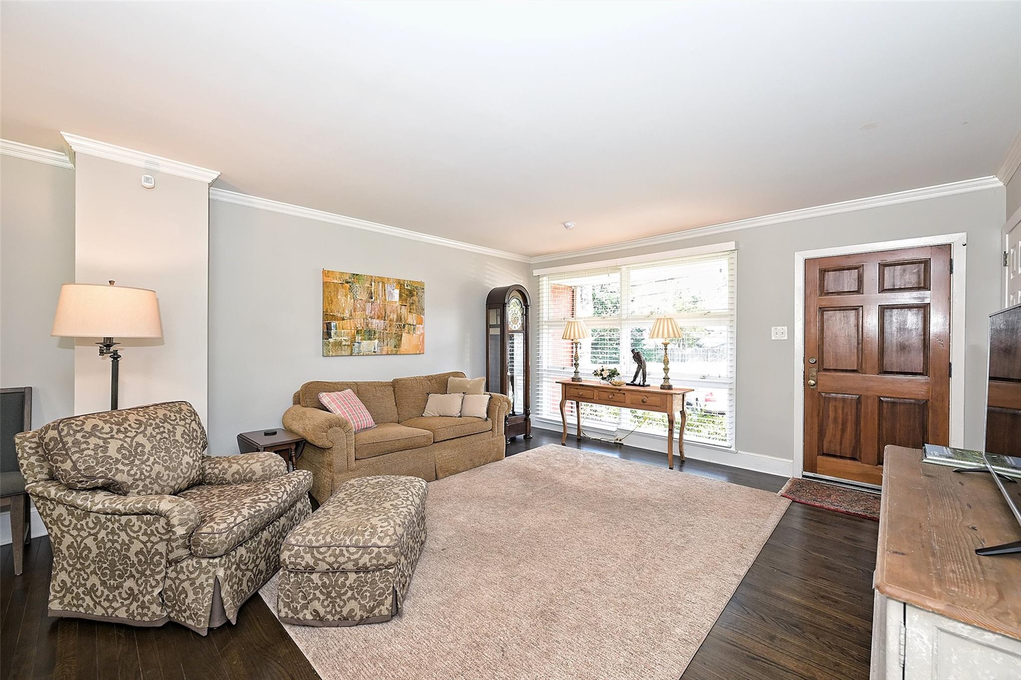 4302 Randolph Road Charlotte, NC 28211 - Photo 4 of 21 Gallery Image 4