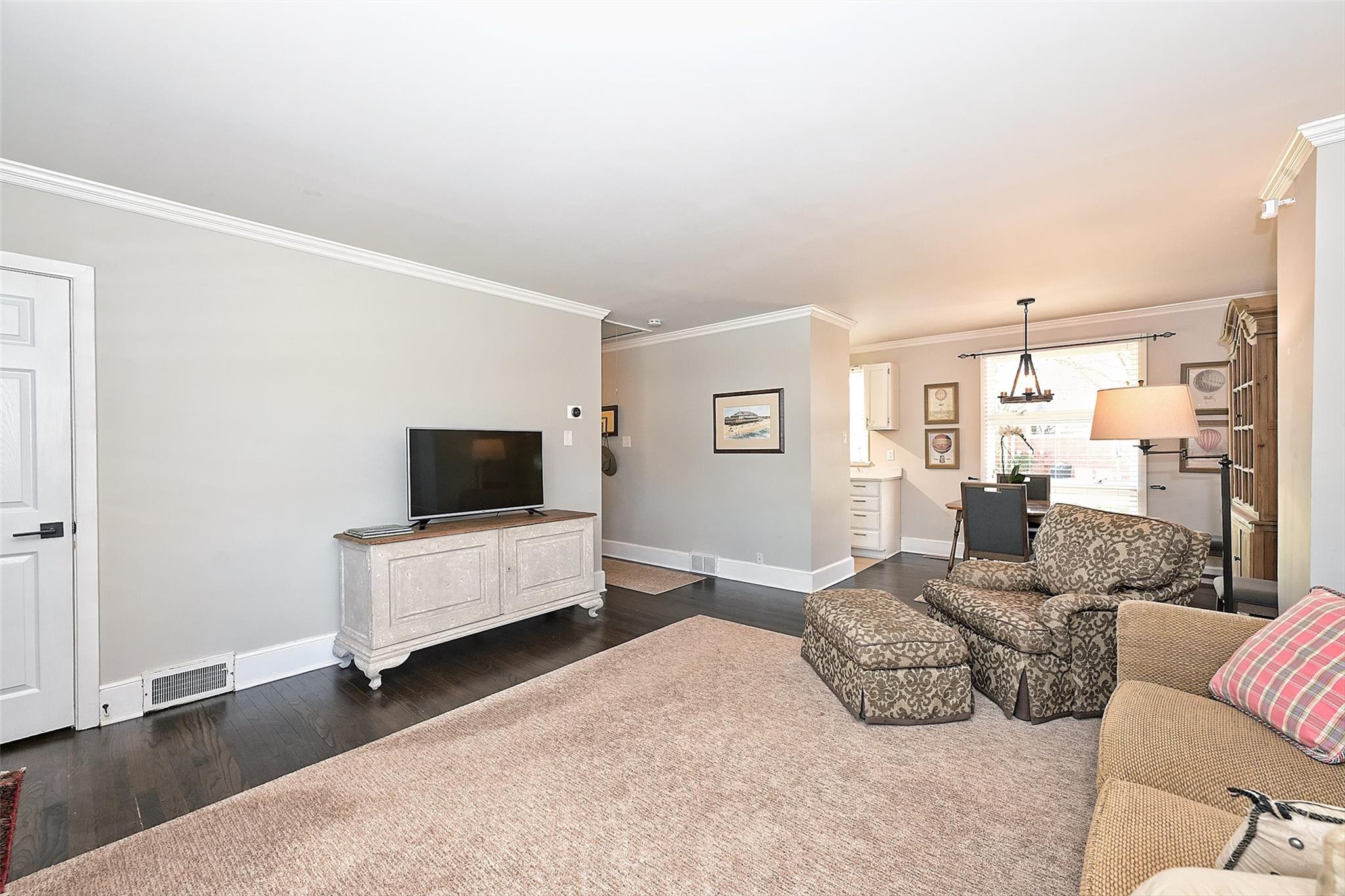 4302 Randolph Road Charlotte, NC 28211 - Photo 5 of 21 Gallery Image 5