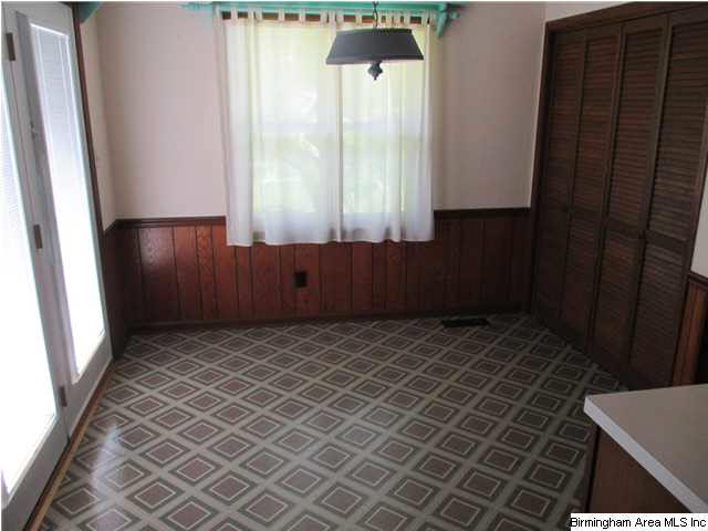 2910 Arkadelphia Road Hayden, AL 35079 - Photo 6 of 31