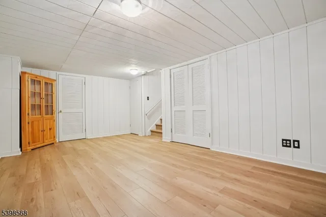 a view of a workspace with furniture