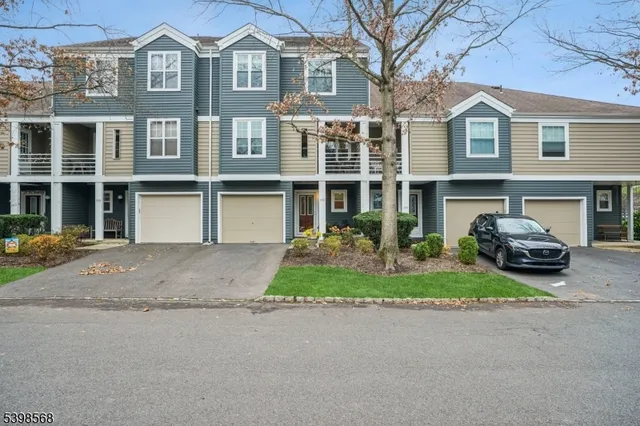 $725,000 | 356 Greenfield Road, Unit 356, Bridgewater, NJ 08807