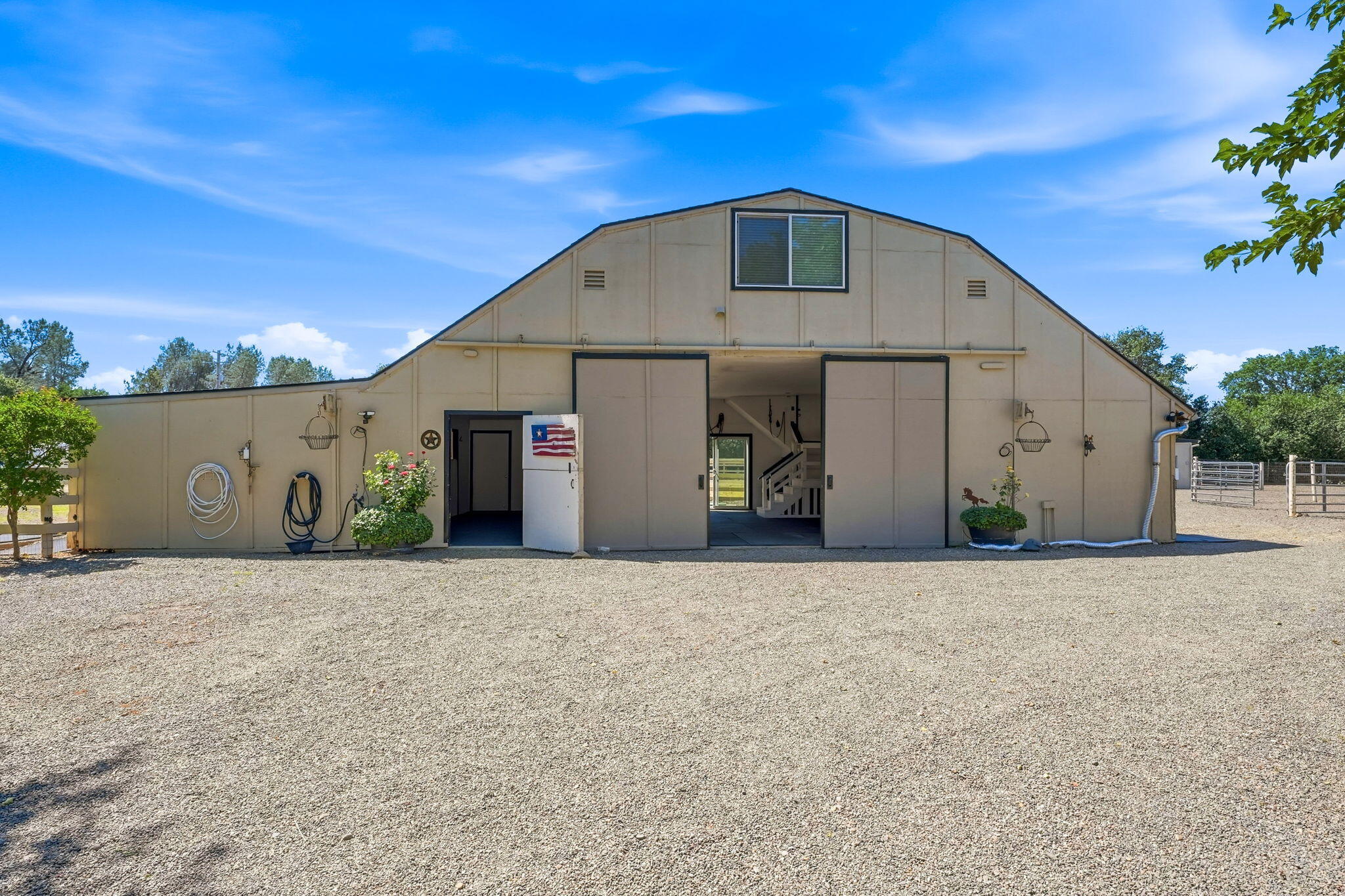 5521 Churn Creek Road Redding, CA 96002 - Photo 19 of 44 Horse Stables
