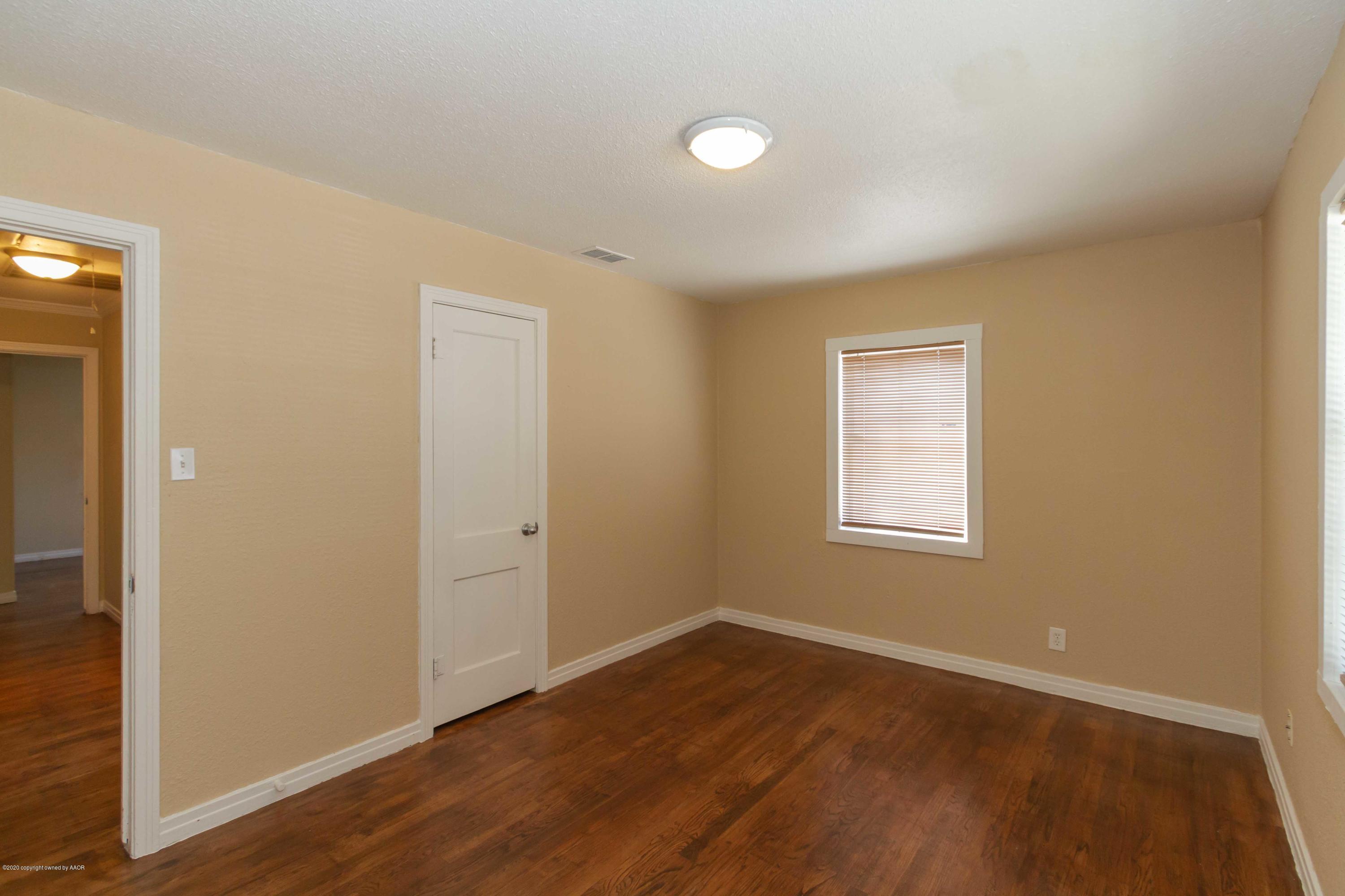 4201 Gables Street Amarillo, TX 79110 - Photo 10 of 32 BEDROOM 1 VIEW 2