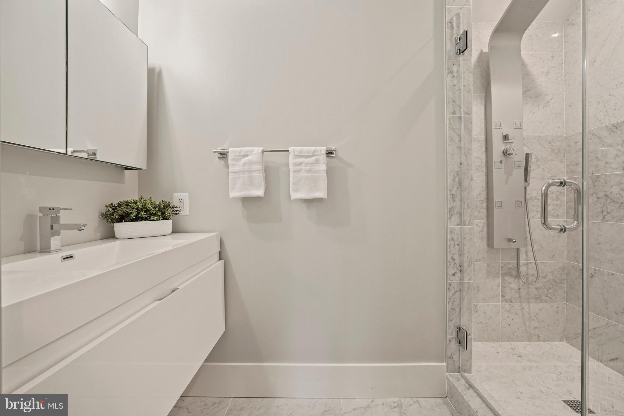 1930 Calvert Street Northwest, Unit 2 Washington, DC 20009 - Photo 10 of 18 Gallery Image 10