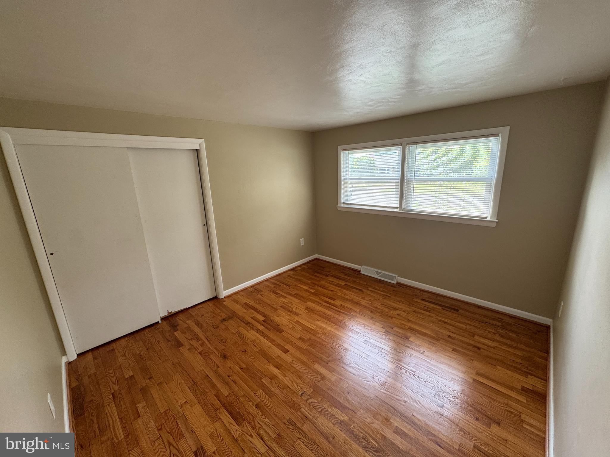 405 Beechcroft Road Winchester, VA 22601 - Photo 8 of 22 Gallery Image 8
