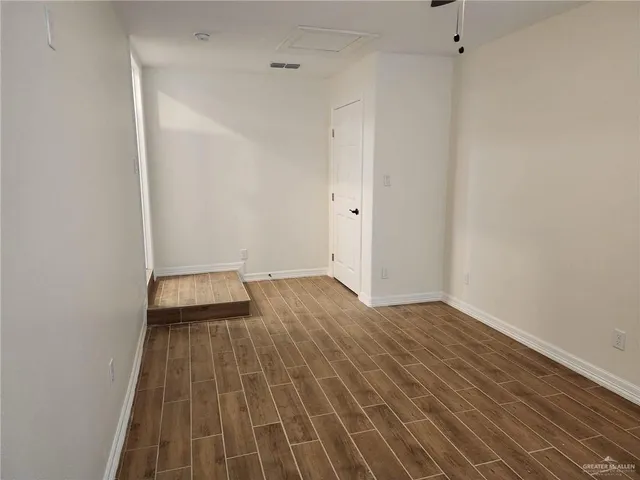 $1,100 | 316 East Champion Street, Edinburg, TX 78539