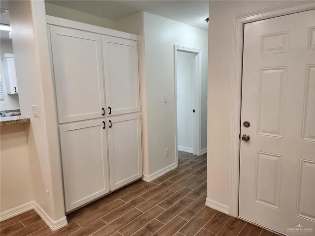 $1,100 | 316 East Champion Street, Edinburg, TX 78539