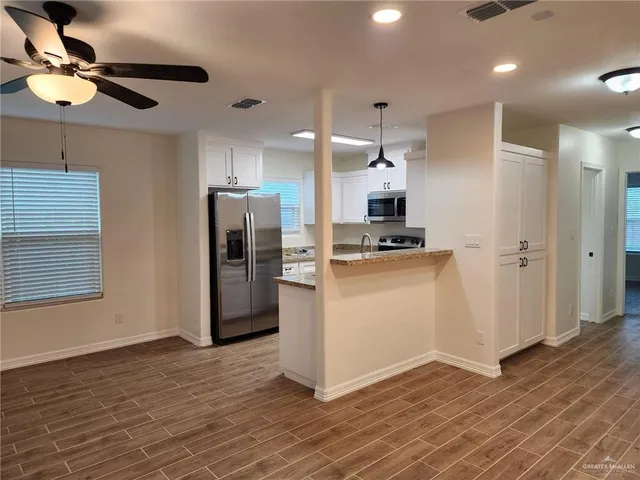 $1,100 | 316 East Champion Street, Edinburg, TX 78539