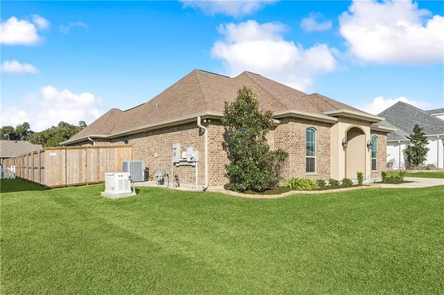 $405,000 | 108 Edna Drive, Des Allemands, LA 70030