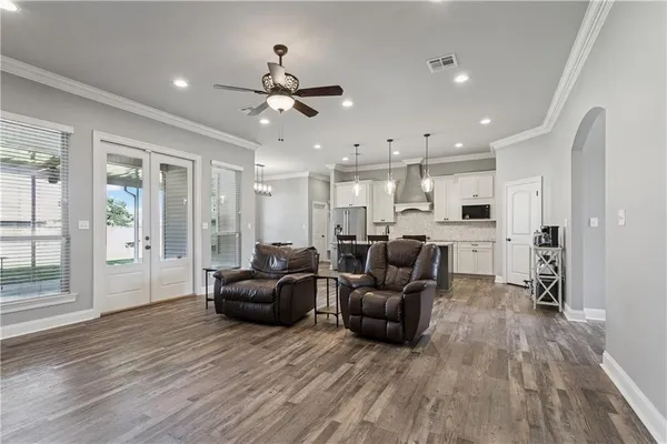 $395,000 | 108 Edna Drive, Des Allemands, LA 70030