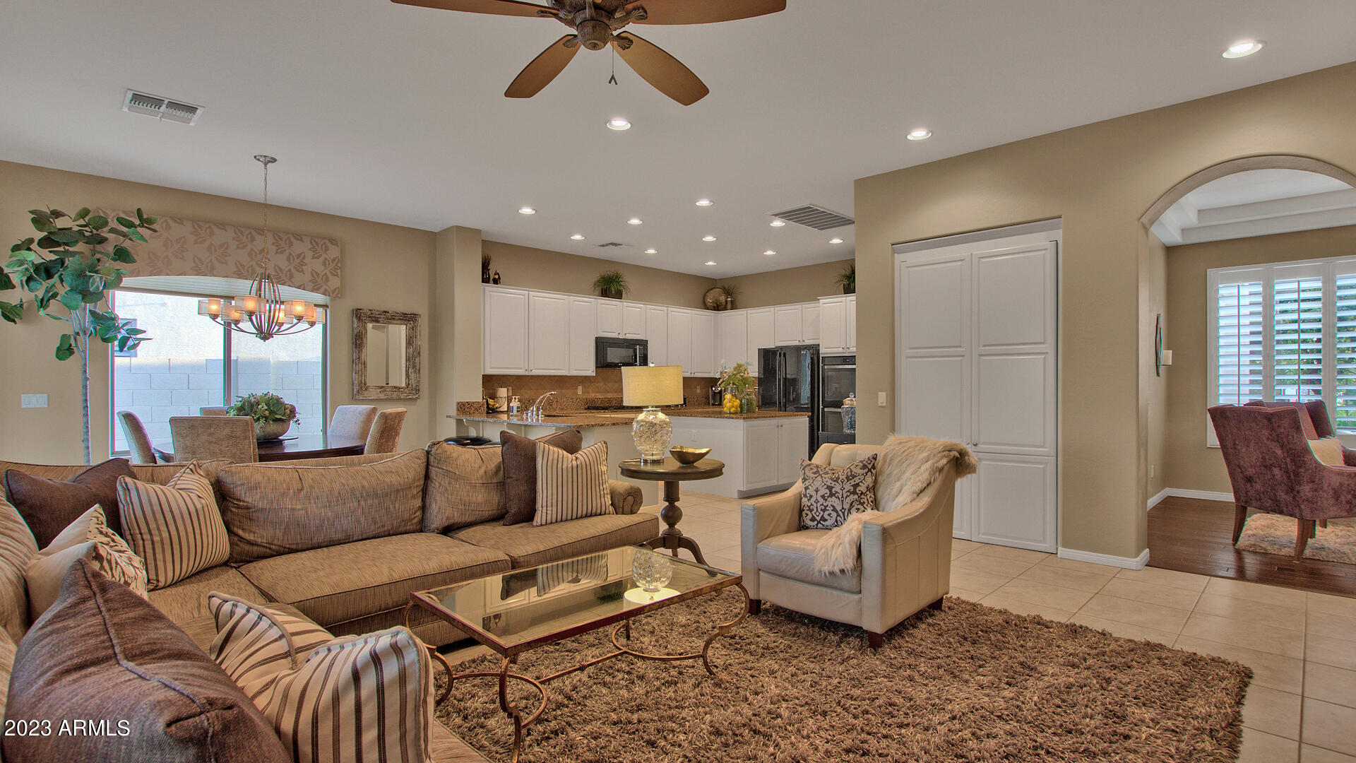 4633 South Ranger Court Gilbert, AZ 85297 - Photo 15 of 60 15