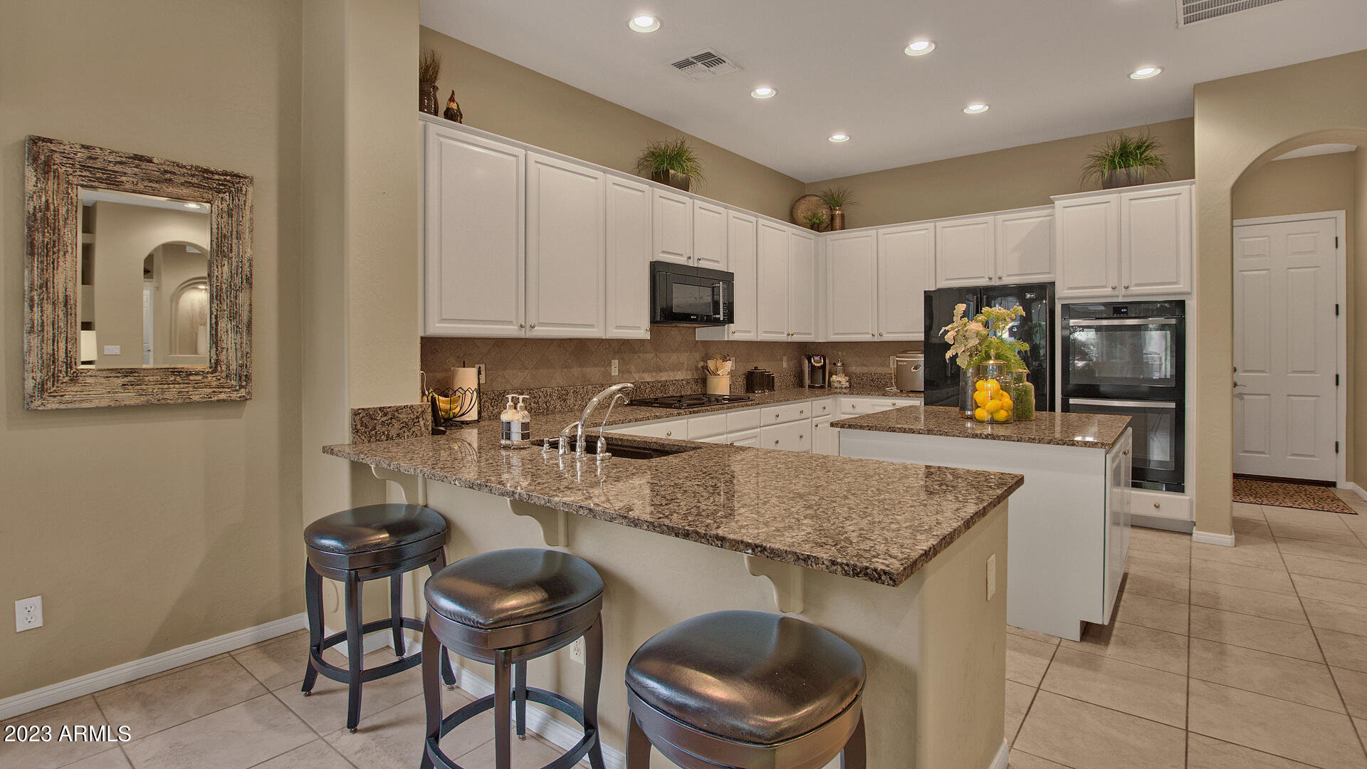 4633 South Ranger Court Gilbert, AZ 85297 - Photo 19 of 60 19
