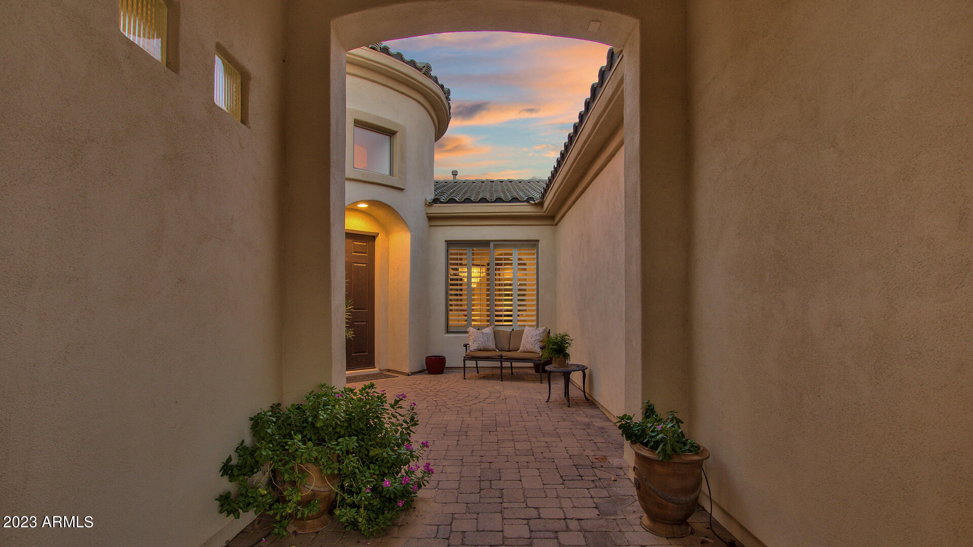 4633 South Ranger Court Gilbert, AZ 85297 - Photo 5 of 60 05