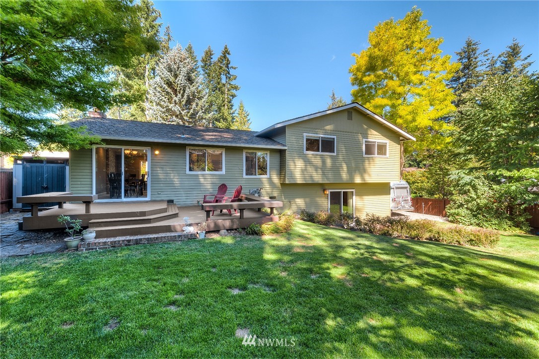 15635 Southeast 178th Street Renton, WA 98058 - Photo 2 of 22