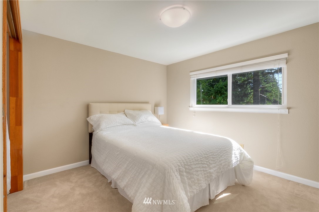 15635 Southeast 178th Street Renton, WA 98058 - Photo 16 of 22