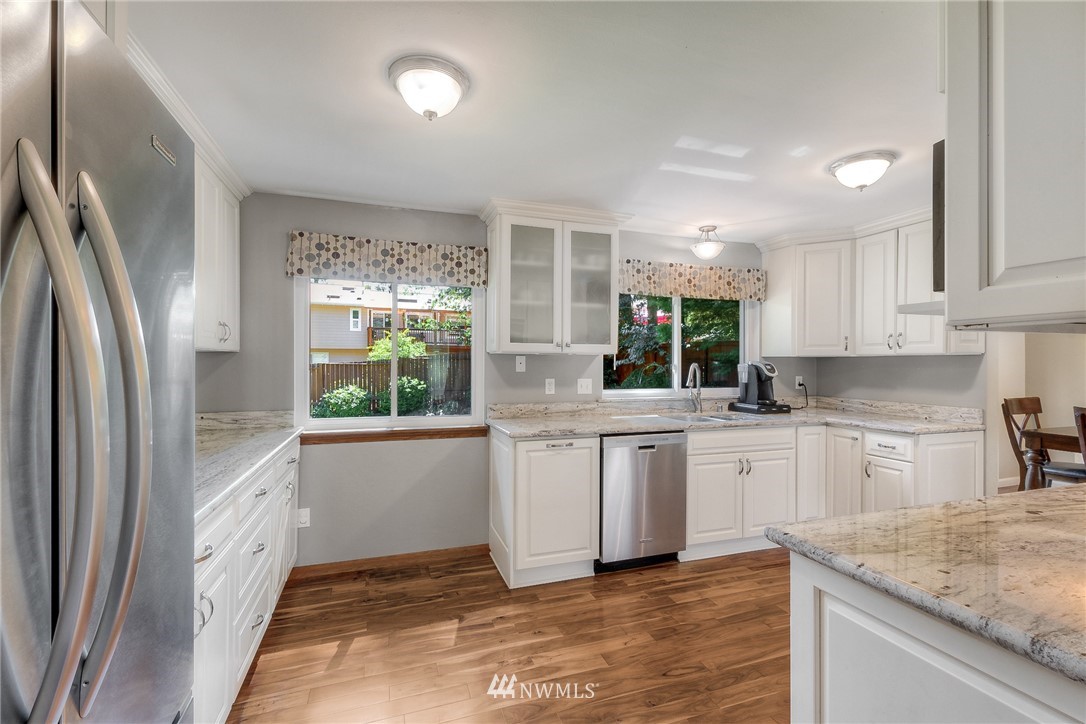 15635 Southeast 178th Street Renton, WA 98058 - Photo 7 of 22