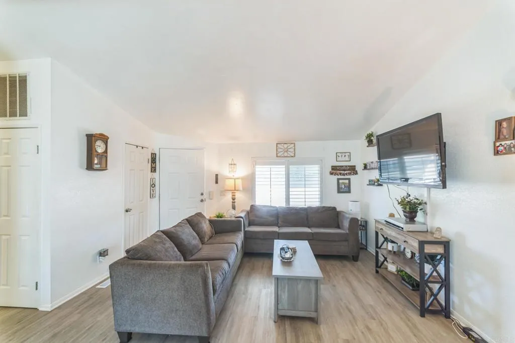 27250 Murrieta Road, Unit 364 Menifee, CA 92586 - Photo 8 of 17