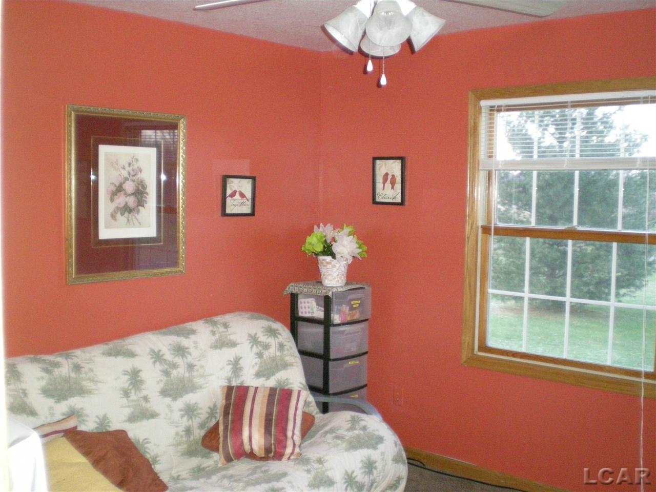 6061 Pocklington Road Britton, MI 49229 - Photo 7 of 8 31231867-6.JPG