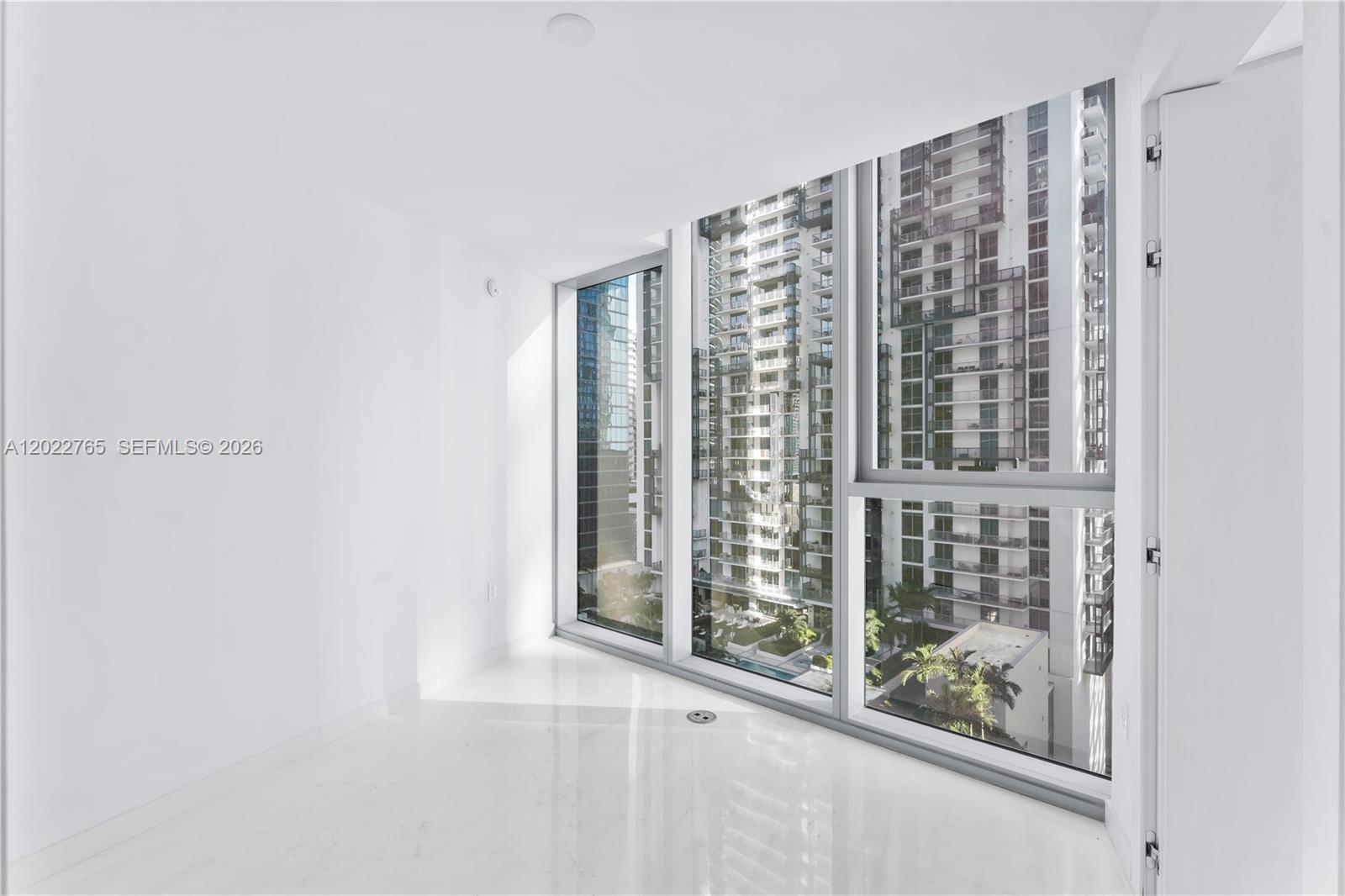 300 Biscayne Blvd Way, Unit 1802 Miami, FL 33131 - Photo 22 of 50