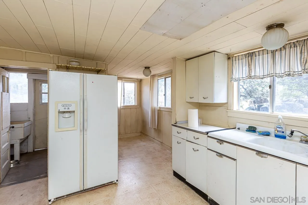 4171 Ritchie Road Santa Ysabel, CA 92070 - Photo 15 of 35 Gallery Image 15