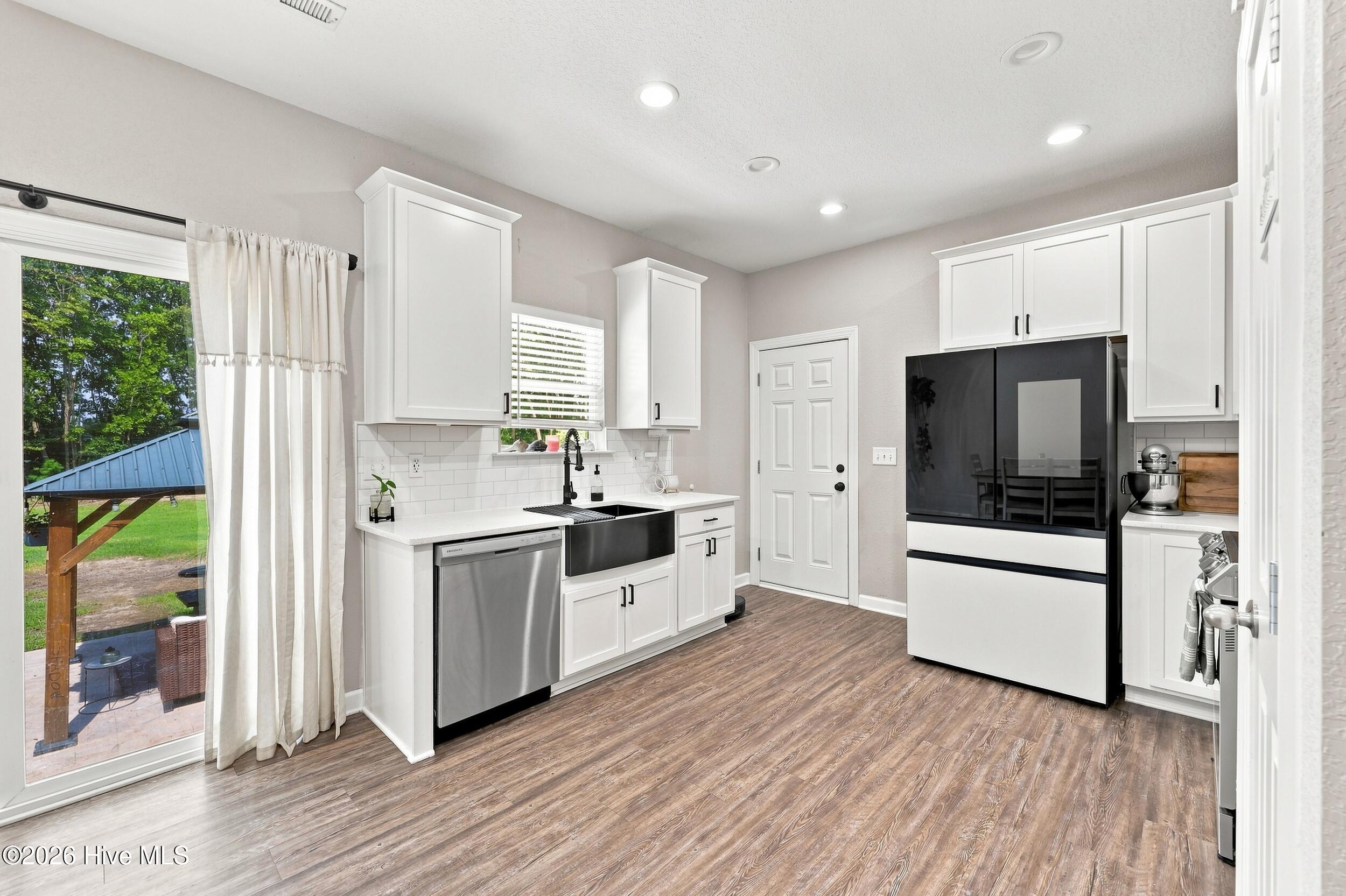 120 South Currituck Road Currituck, NC 27929 - Photo 12 of 37 _39A6796