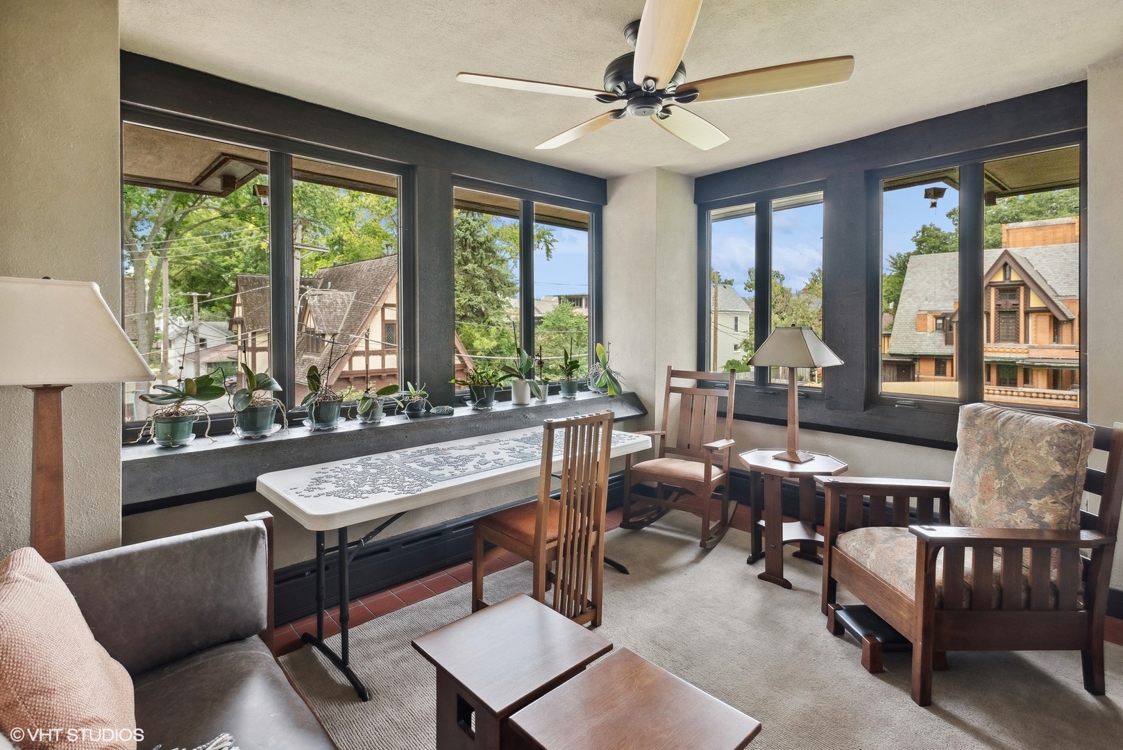 313 Forest Avenue Oak Park, IL 60302 - Photo 33 of 50 a living room with furniture and a large window