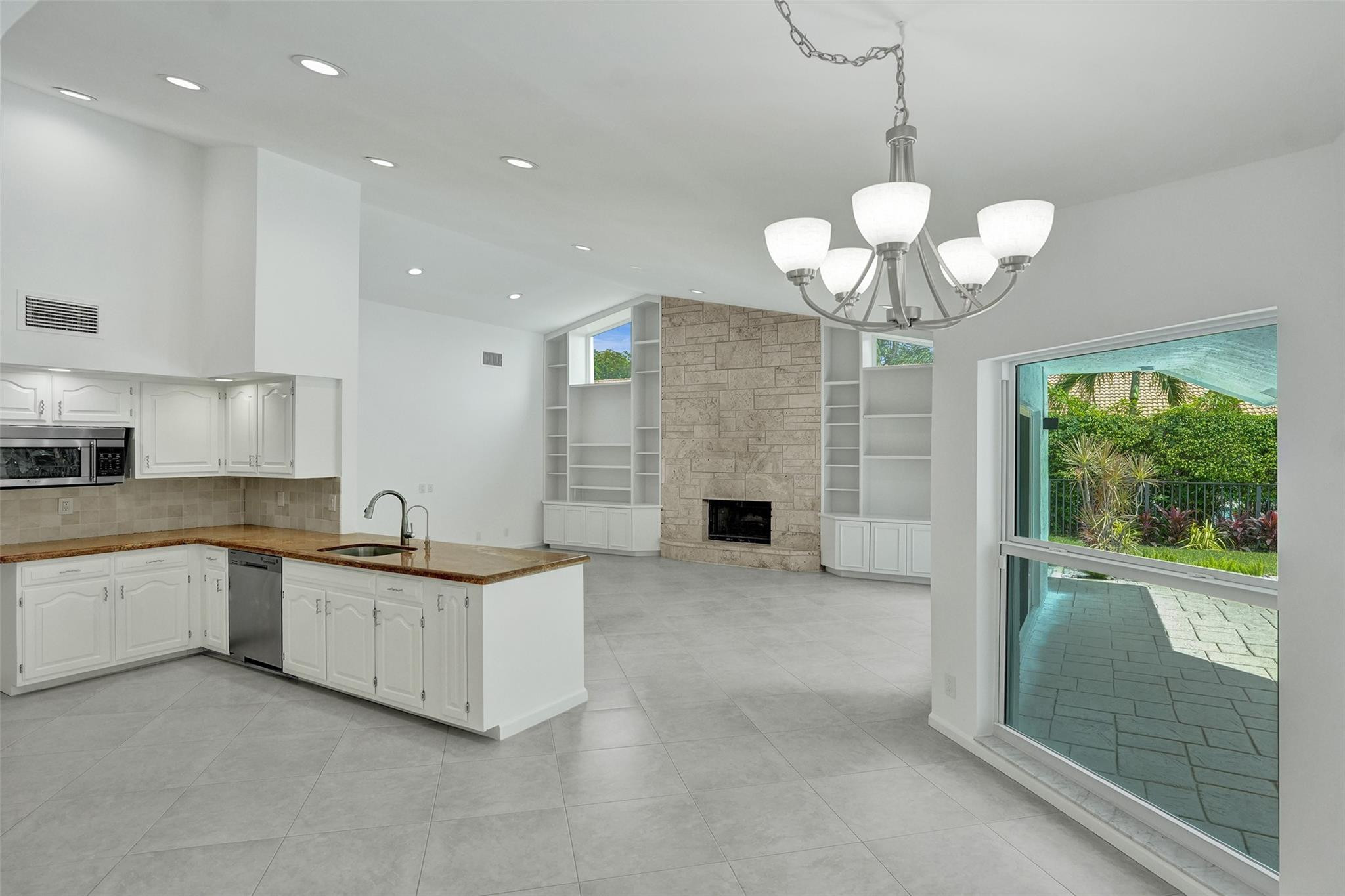 4600 Northwest 28th Avenue Boca Raton, FL 33434 - Photo 14 of 45 Photo 14