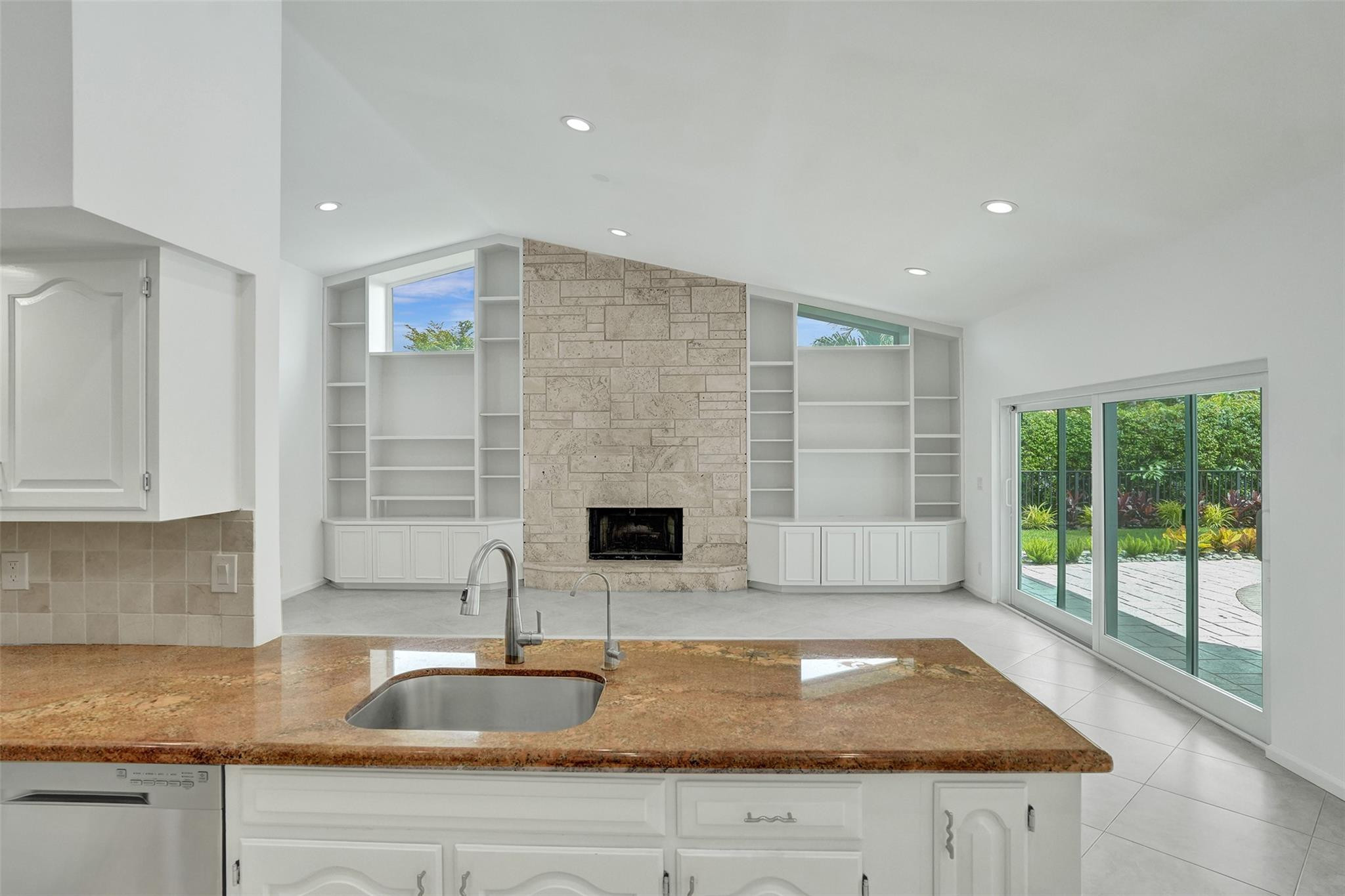 4600 Northwest 28th Avenue Boca Raton, FL 33434 - Photo 10 of 45 Photo 10