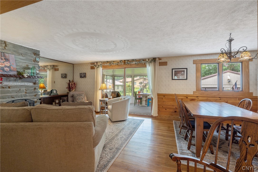 9 Cardinal Path Liverpool, NY 13090 - Photo 6 of 40 Gallery Image 6