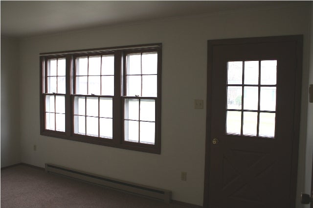 141 Shady Grove Road Rupert, WV 25984 - Photo 2 of 26 Carpet