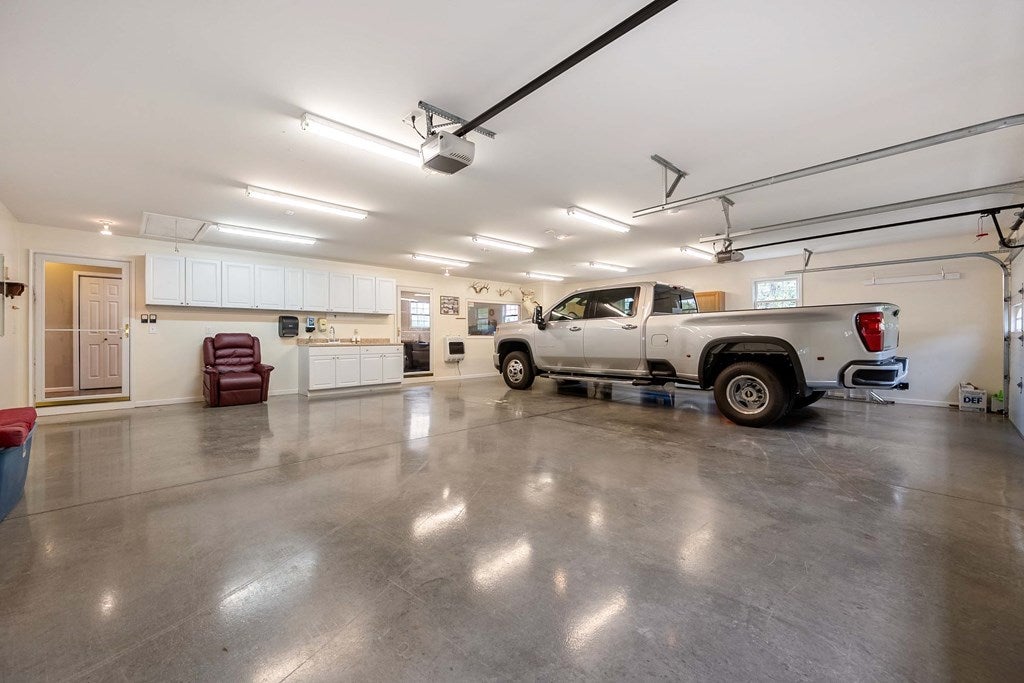 409 Whispering Pines Road Max Meadows, VA 24360 - Photo 33 of 100 Gallery Image 33