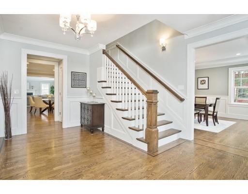 10 Annawan Road Newton, MA 02468 - Photo 3 of 19