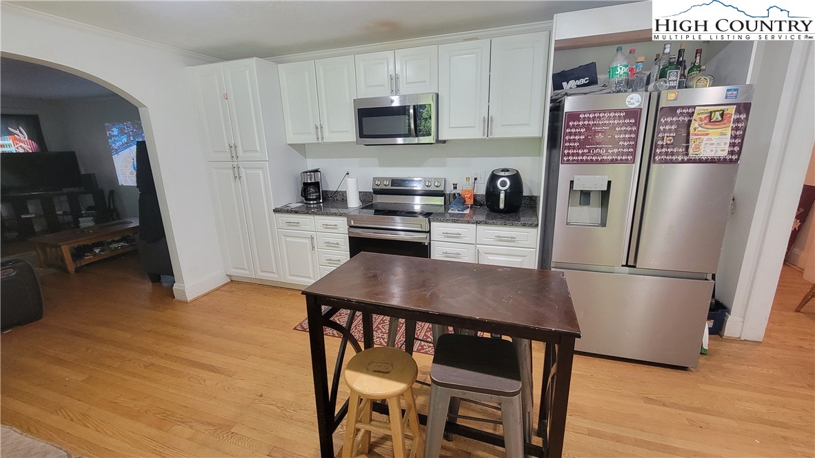 535 Queen Street Boone, NC 28607 - Photo 4 of 45 Gallery Image 4