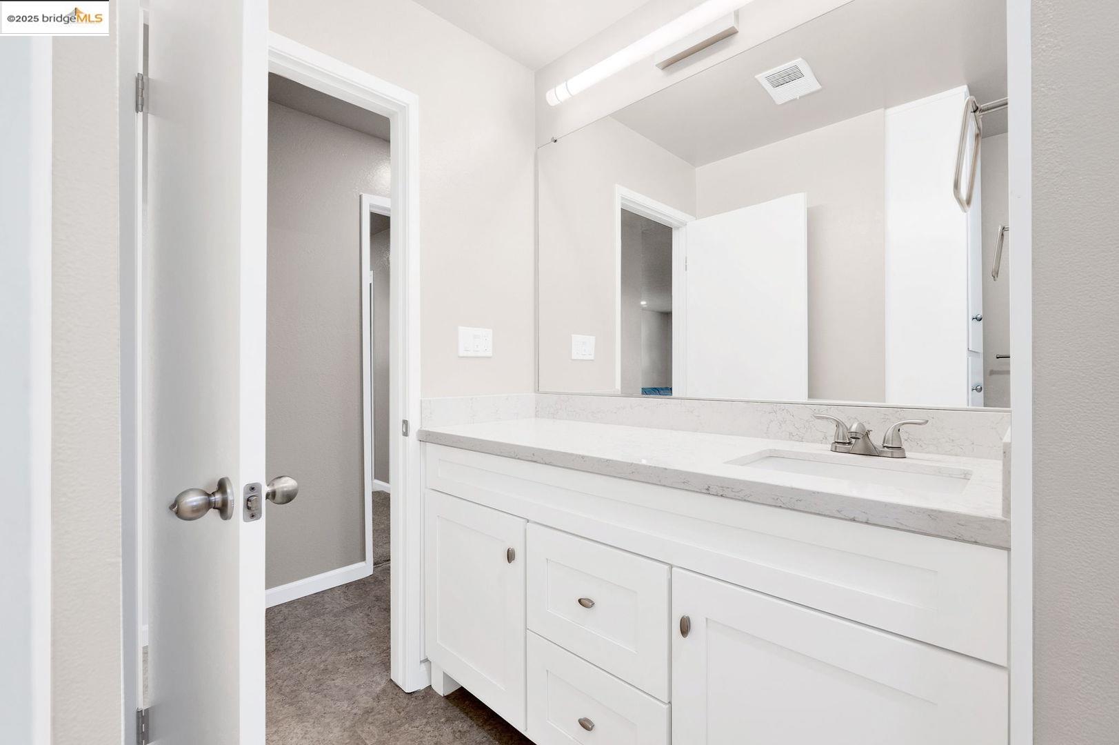 2011 Regis Drive Davis, CA 95618 - Photo 25 of 33