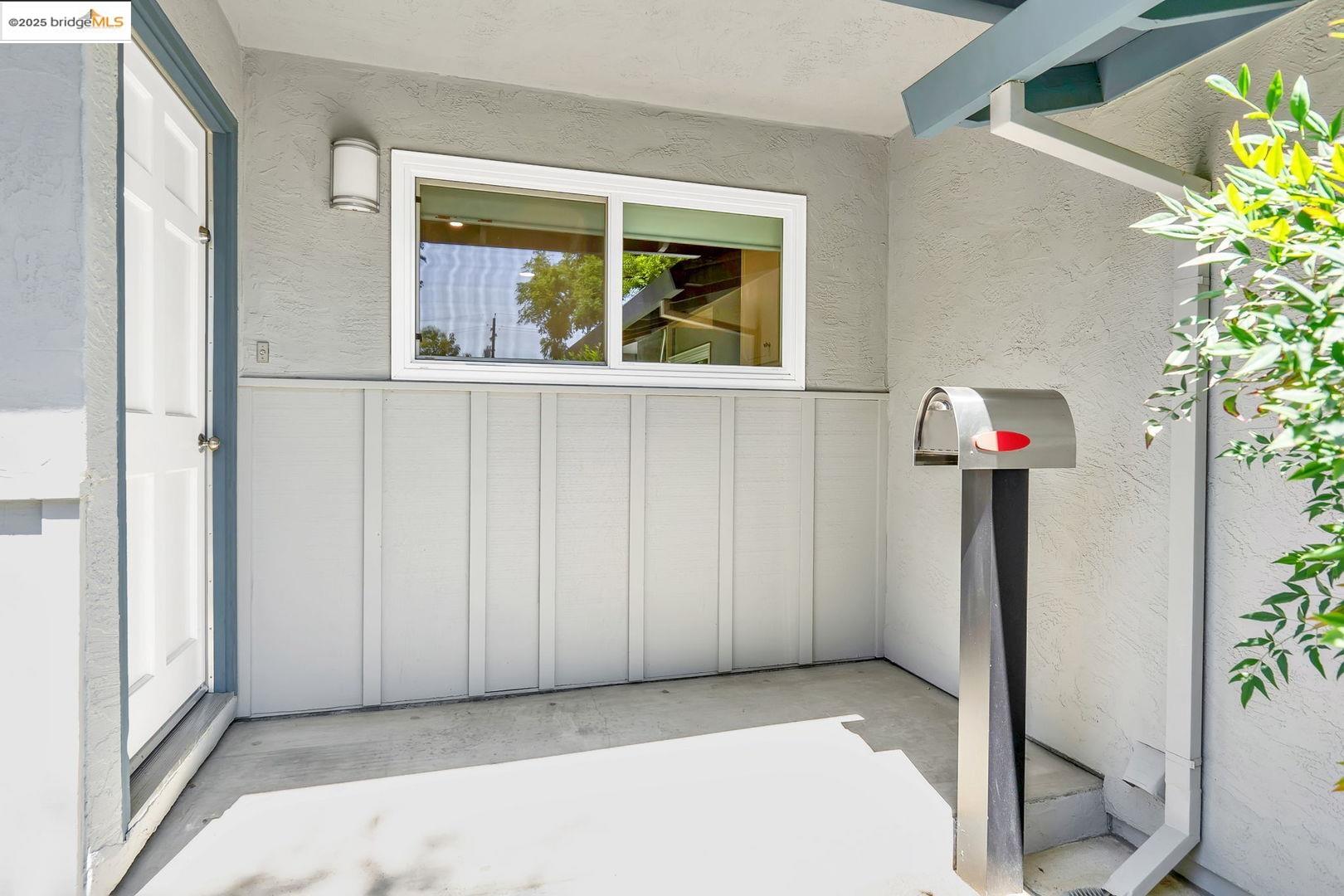 2011 Regis Drive Davis, CA 95618 - Photo 7 of 33