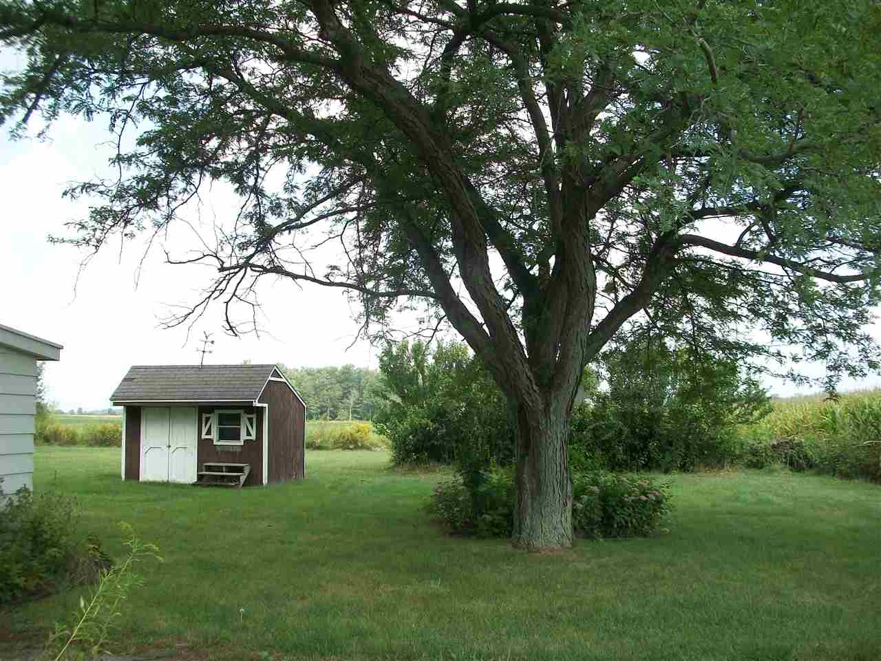14751 Pierce Road Bremen, IN 46506 - Photo 7 of 26