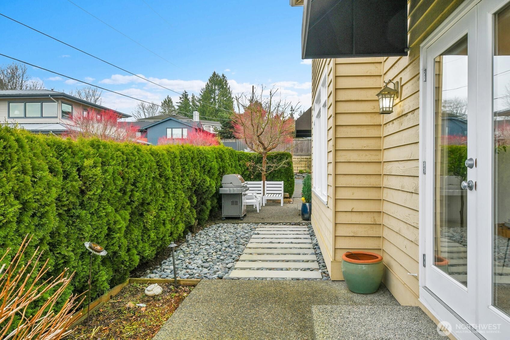 217 9th Avenue South Edmonds, WA 98020 - Photo 33 of 40