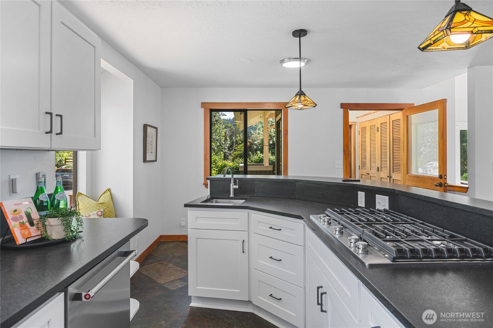 6067 South Campbell Lake Road Anacortes, WA 98221 - Photo 21 of 40