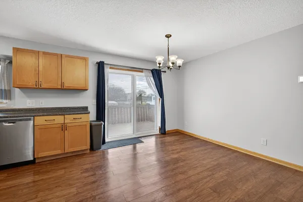 $277,000 | 313 Sullivan Drive, Colona, IL 61241